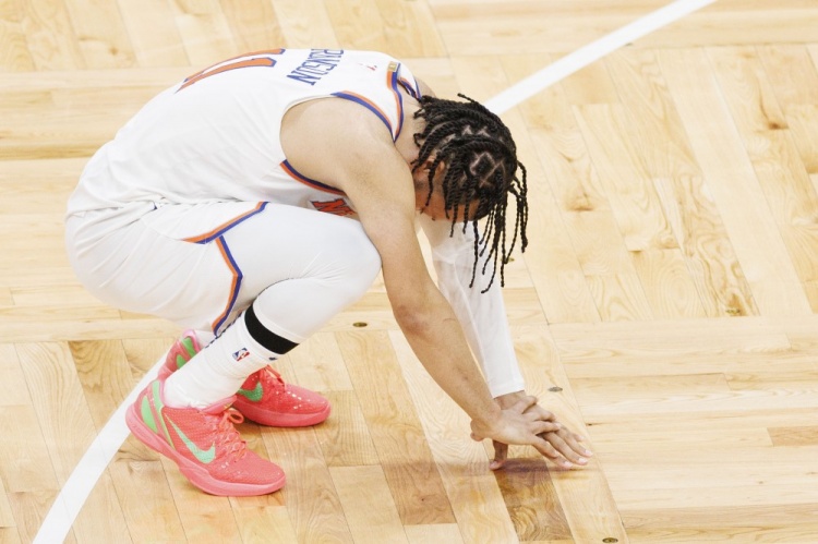 尼克斯1-3命懸一線(xiàn)！皮爾斯繼續更推嘲諷：尼克斯搶七獲勝??