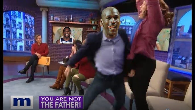 ??美媒：都看到了23歲的愛(ài)德華茲 喬丹??！他的確不是你的兒子