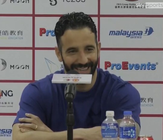 阿莫林：奧比的發(fā)揮非常出色，今晚我對所有孩子們表現都非常滿(mǎn)意