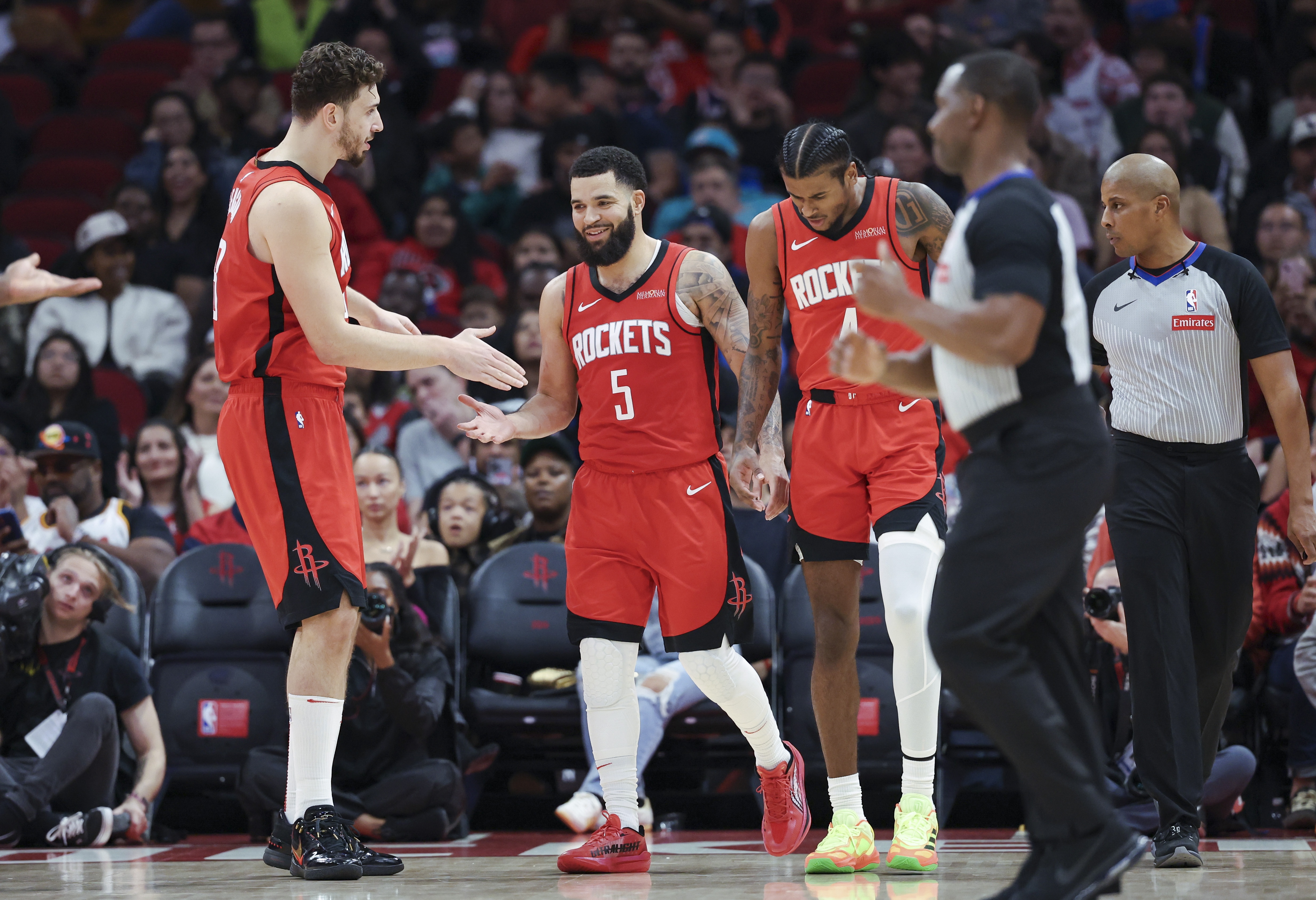 范弗里特：我入隊時(shí)就想給杰倫-格林灌輸正確理念 改掉壞習慣