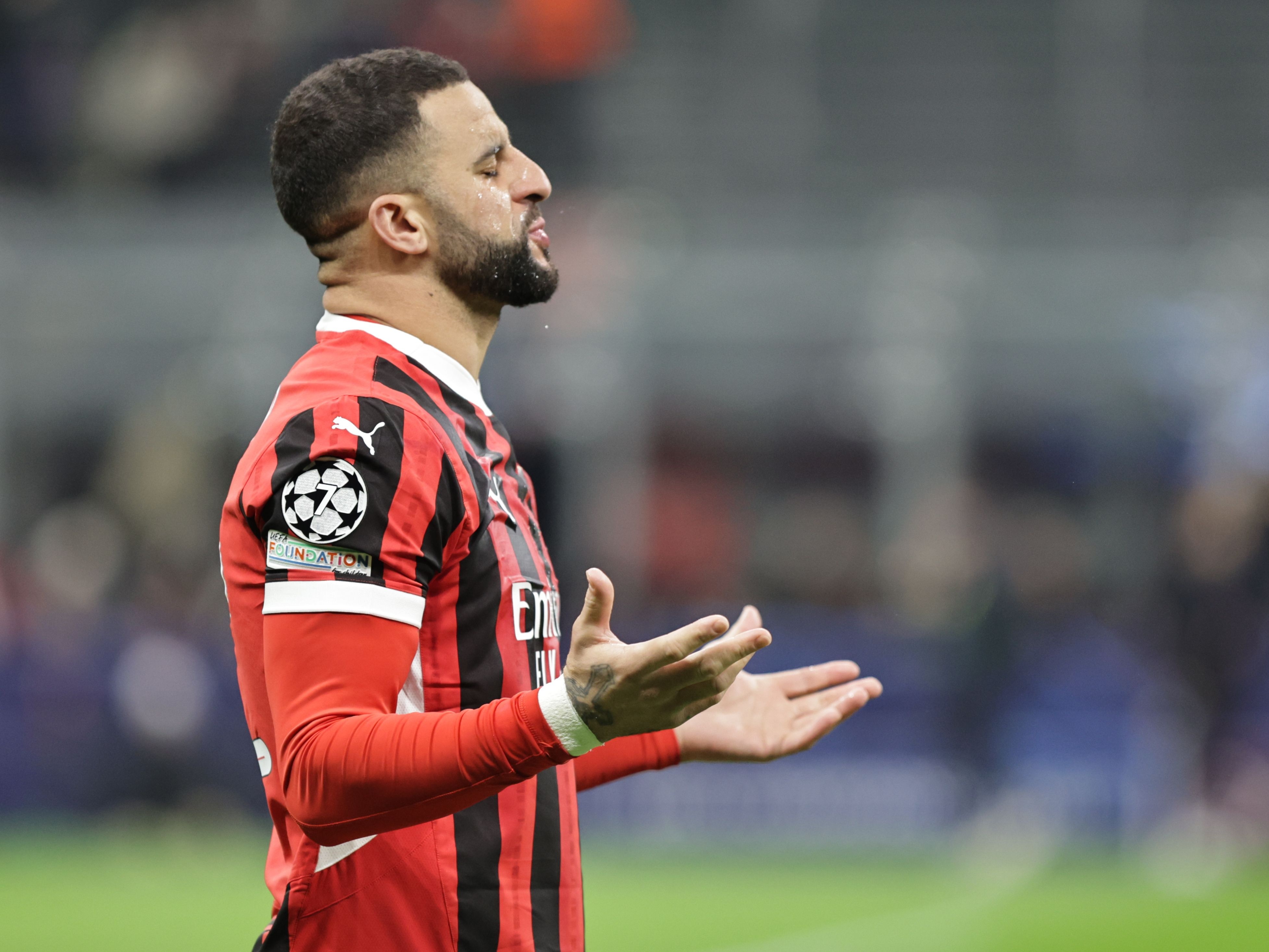 羅馬諾：米蘭不會(huì )買(mǎi)斷沃克，他回曼城后將再次離隊&多方開(kāi)始接洽