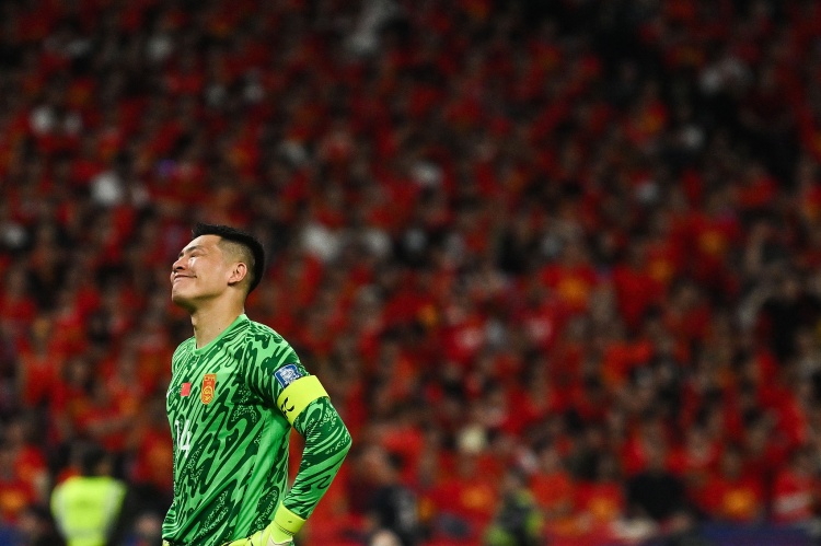 北青體育：國足教練組還需要通過(guò)進(jìn)一步觀(guān)察，來(lái)決定一門(mén)歸屬