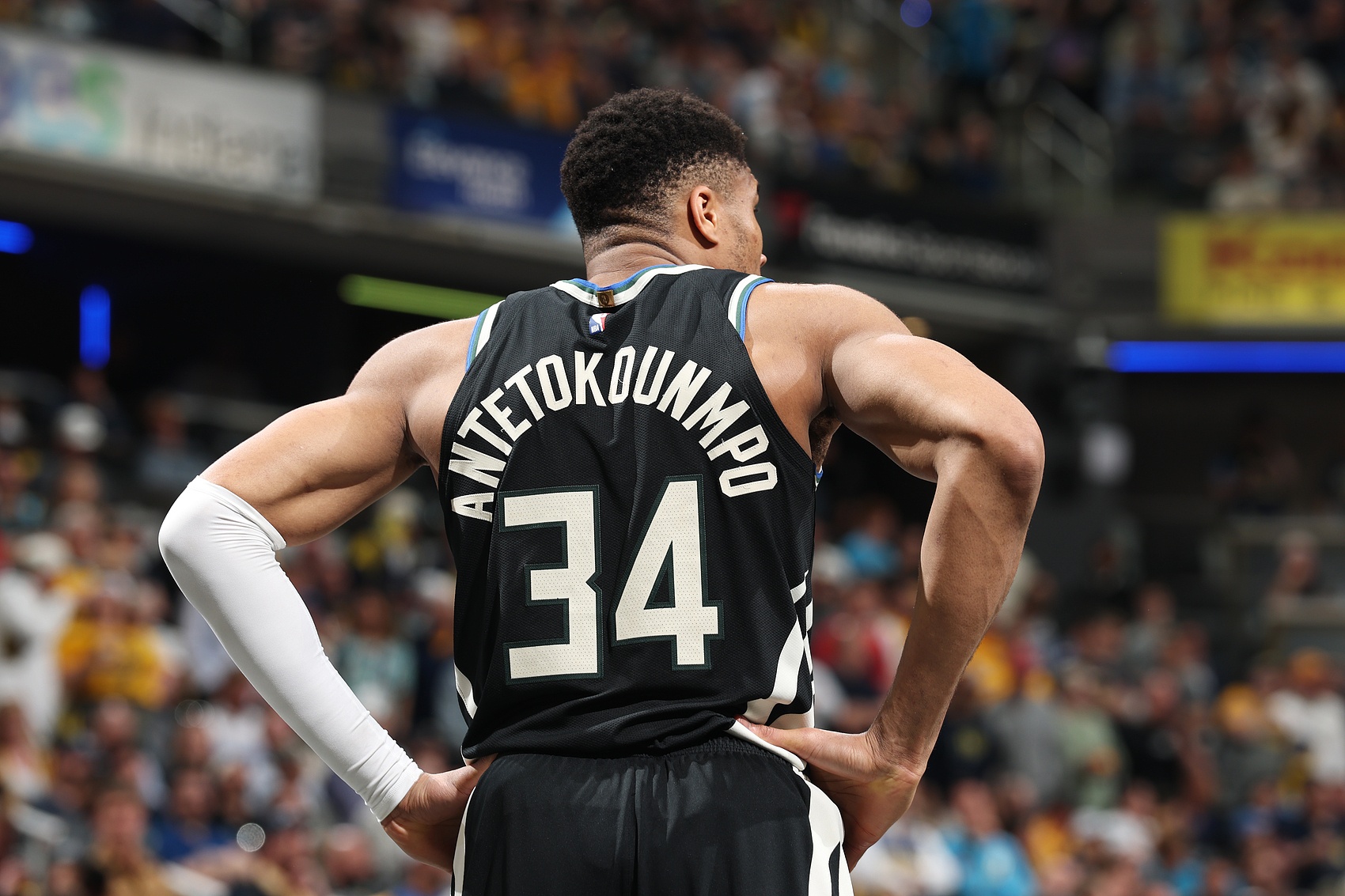 喬治：字母哥是那種老一輩想在一支球隊終老的球員 他不會(huì )離開(kāi)！