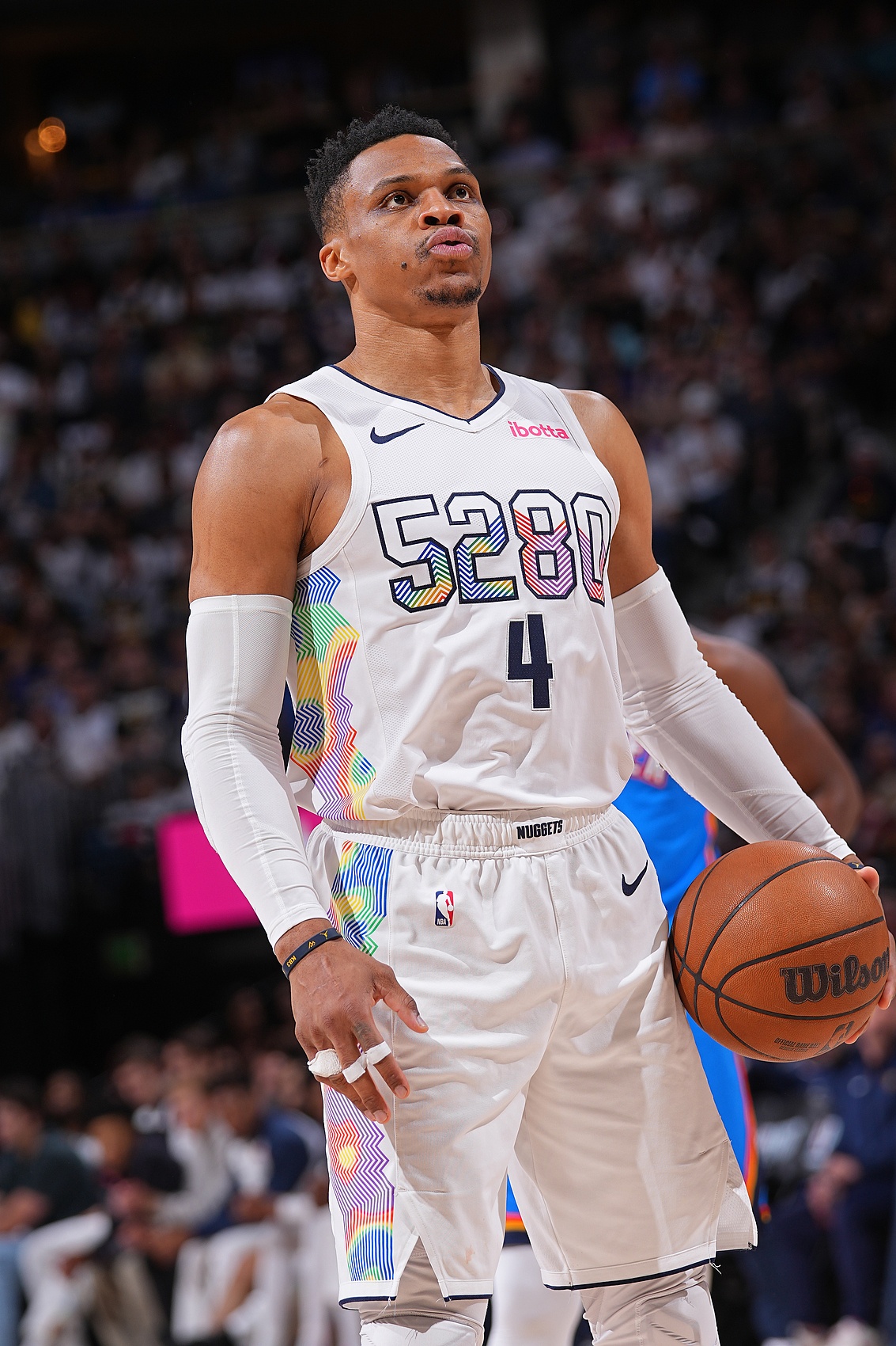 早日康復??威少：將接受右手手術(shù) 修復本賽季出現的兩處骨折