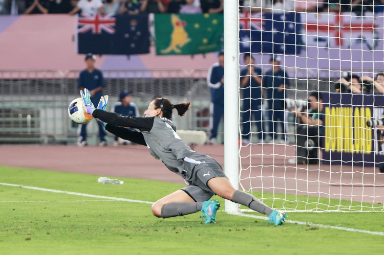 武漢女足主帥：奪冠靠孩子們不服輸精神 陳晨臨危受命但準備好了