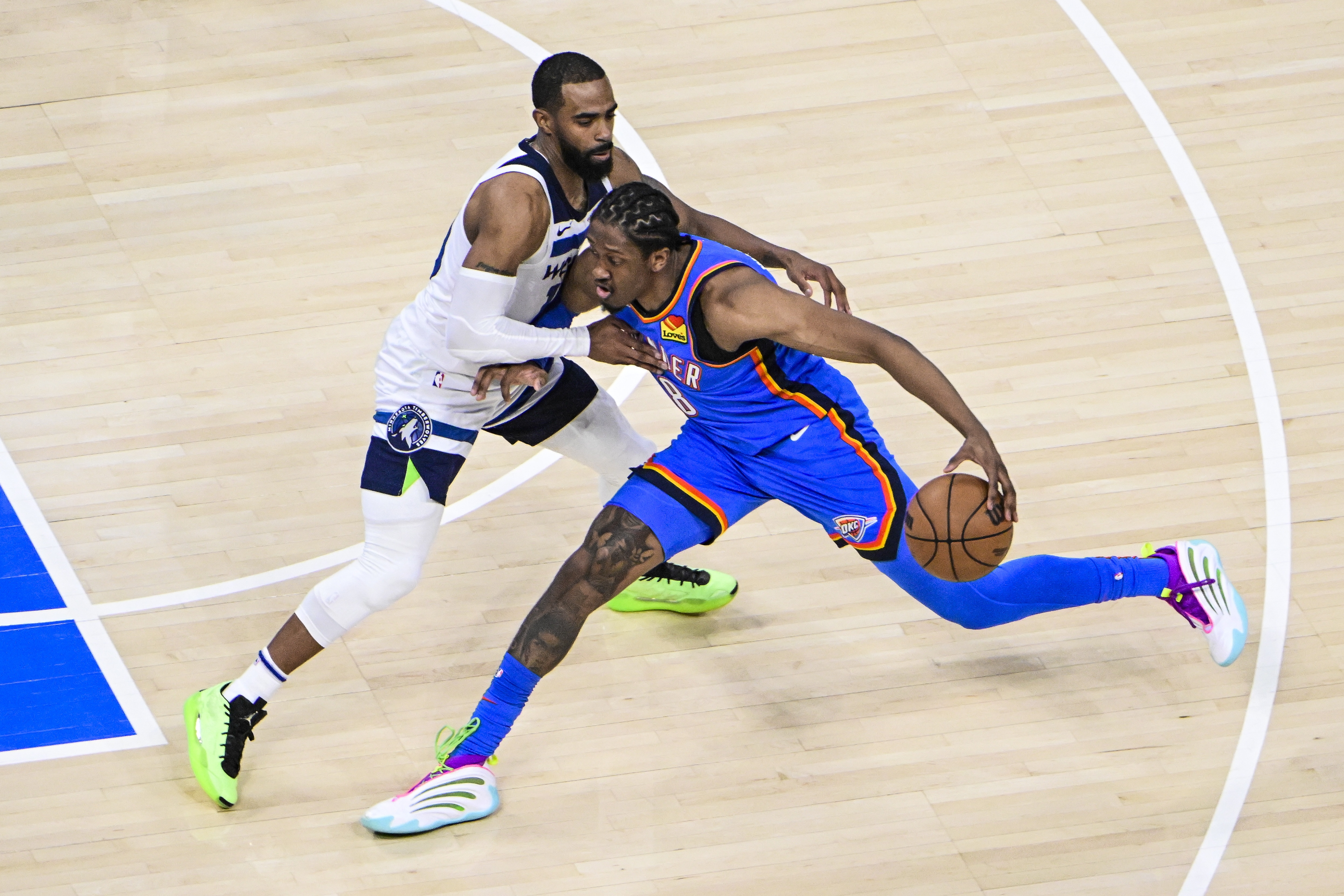 沒(méi)啥表現！杰倫威9中3拿到13分4板2助 4失誤&正負值-31