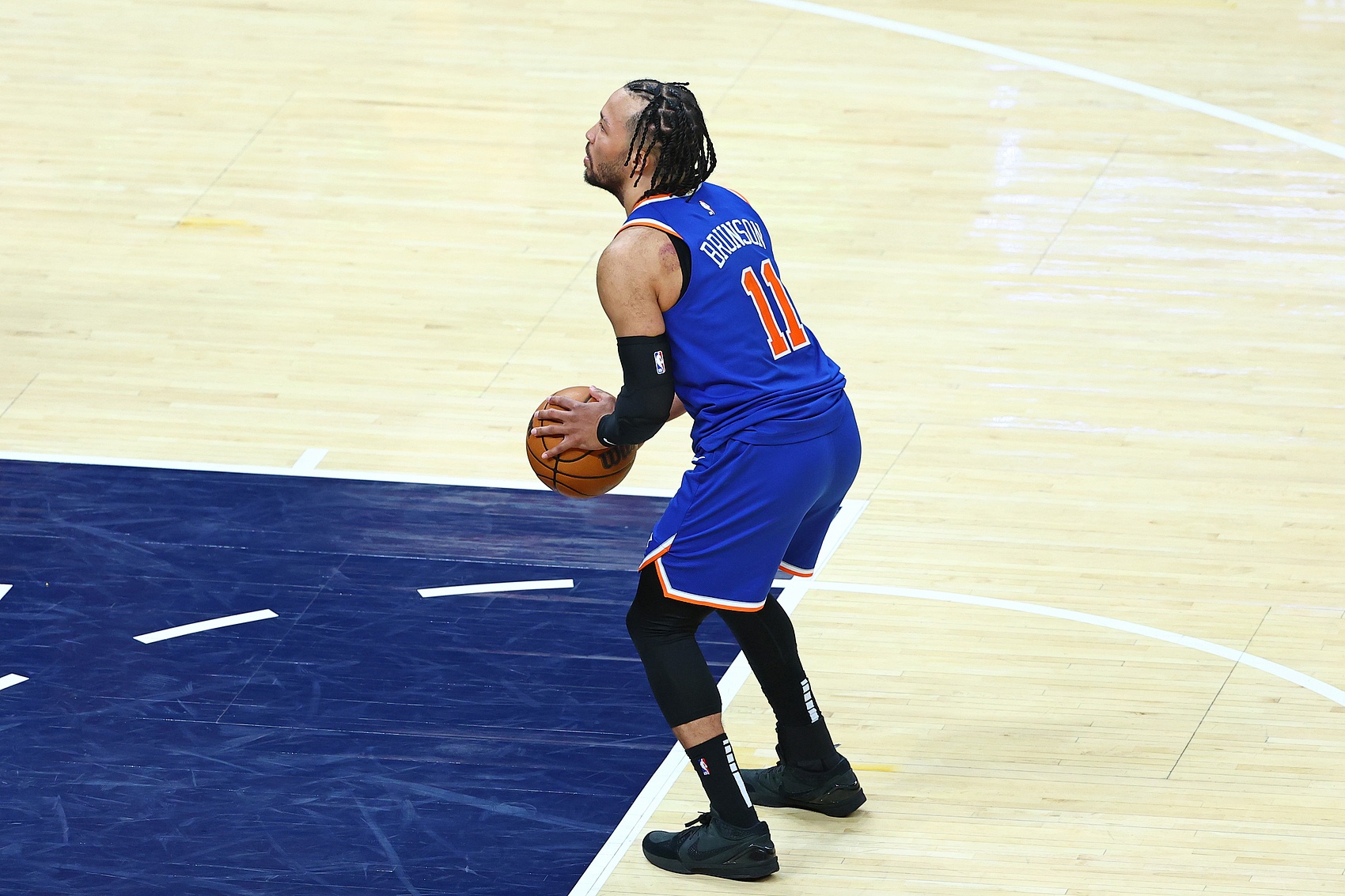 單次季后賽10場(chǎng)30+5助：?jiǎn)痰?詹姆斯做到3次 布倫森&SGA1次