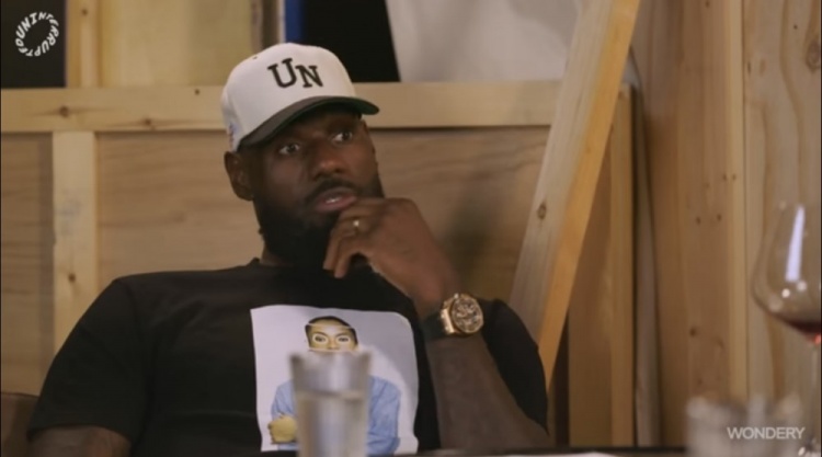 詹姆斯：我喜歡季后賽的吹罰 但不覺(jué)得球迷會(huì )喜歡整個(gè)常規賽如此