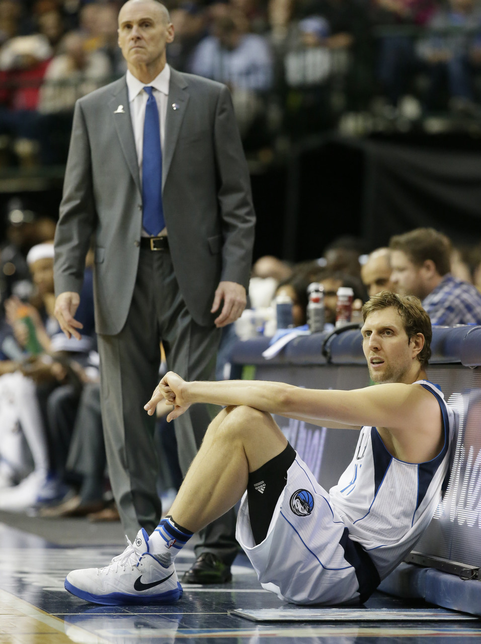 我回來(lái)了??卡萊爾時(shí)隔14年重回總決賽 上次助司機封神