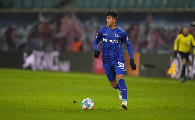 標價(jià)5000萬(wàn)歐！世體：馬競若無(wú)法簽羅梅羅，將簽藥廠(chǎng)后衛因卡皮耶