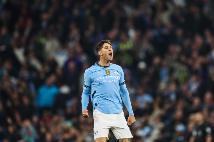 鏡報：埃弗頓有意簽回斯通斯，該球員和曼城的合同還剩一年