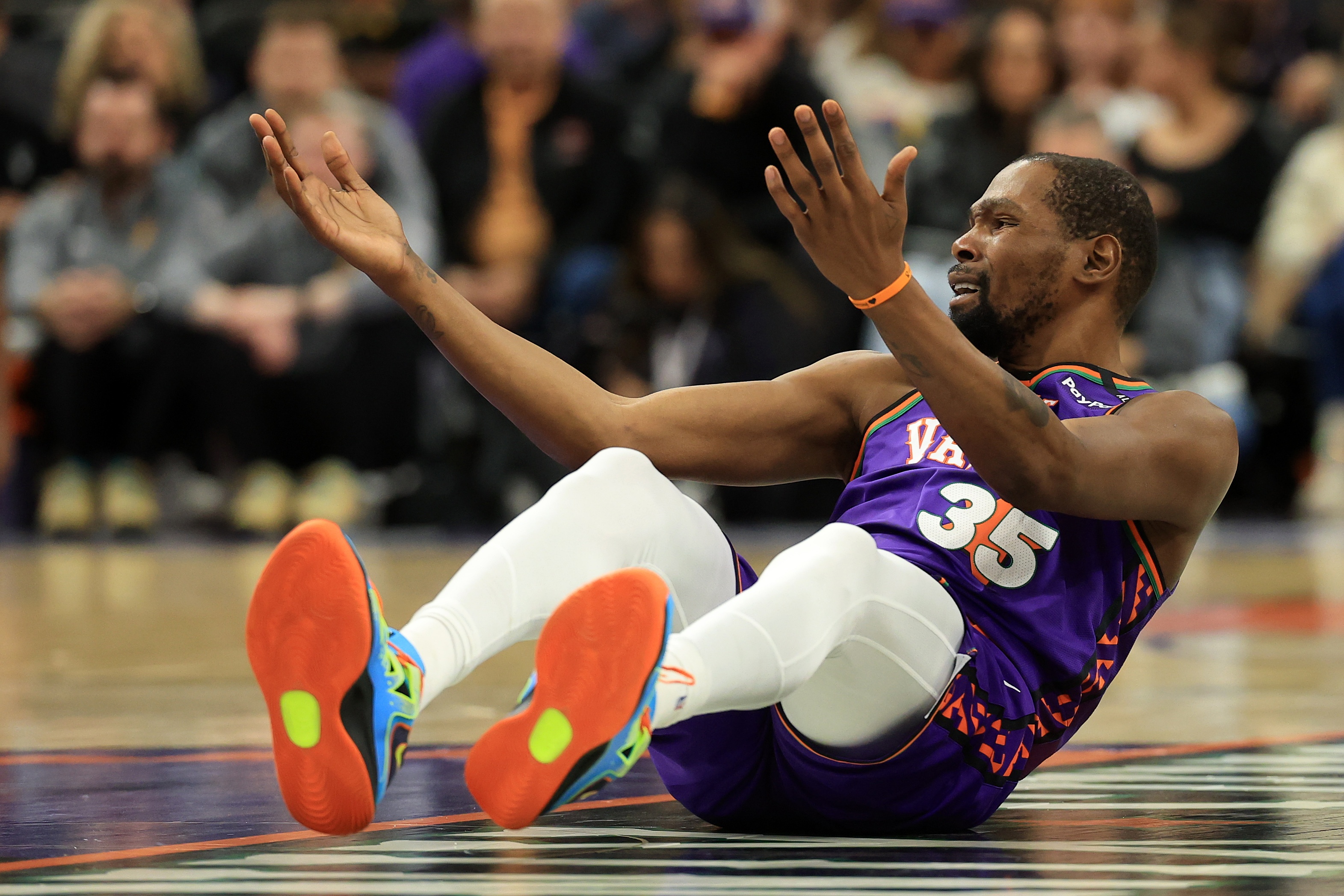 網(wǎng)友：娶妻生子有好處??杜蘭特：你為啥這么認為？