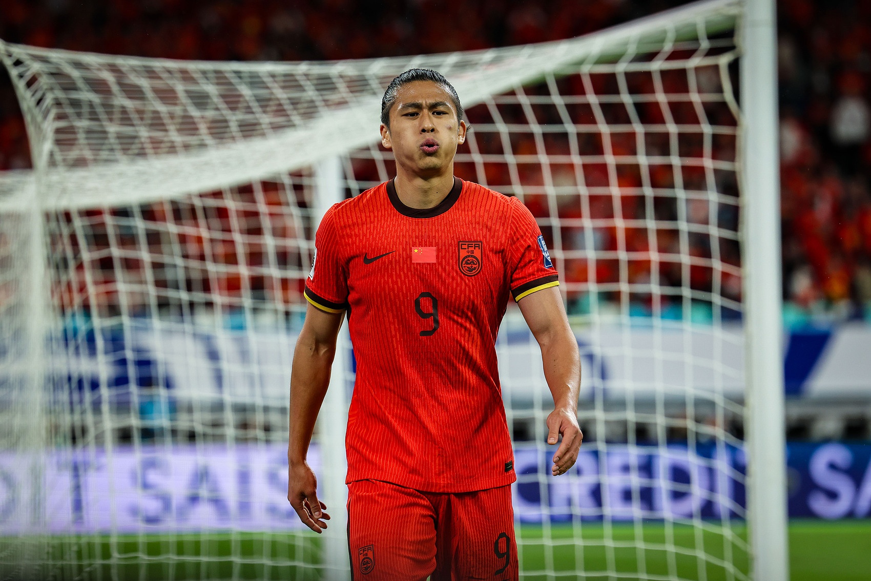 張玉寧：對陣印尼只有勝利一種選擇 要把客場(chǎng)的壓力轉換為動(dòng)力