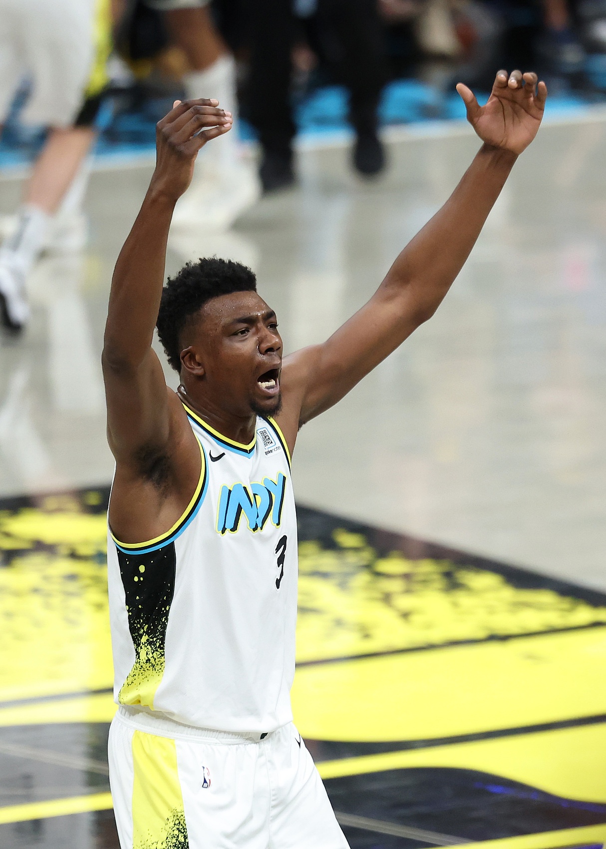 特納：托布今天用自己的方式扛起了球隊 他一直帶著(zhù)激情和能量