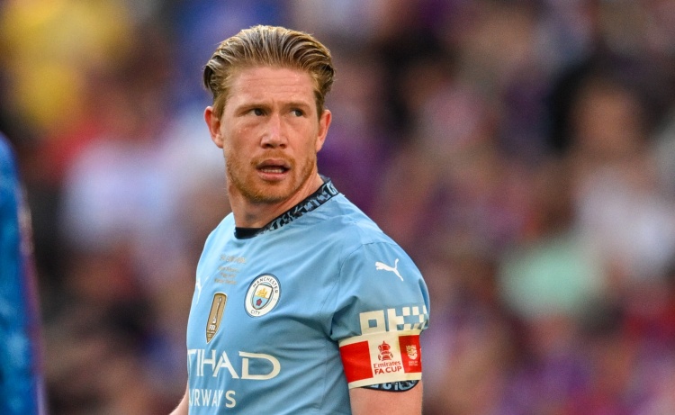 準備下樹(shù)！記者：各方已達協(xié)議，那不勒斯下周將官宣德布勞內加盟