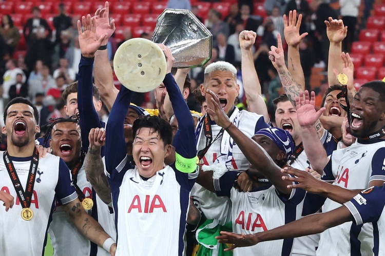 合同還剩一年！英媒：熱刺夏窗將簽新邊鋒，孫興慜需決定自己未來(lái)