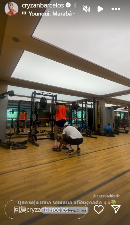 為接下來(lái)比賽做準備，克雷桑社媒曬健身房訓練照