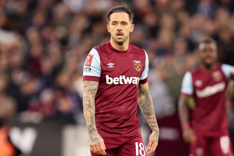 鏡報：雷克瑟姆有意簽有英超經(jīng)驗的球員，關(guān)注丹尼-英斯等目標