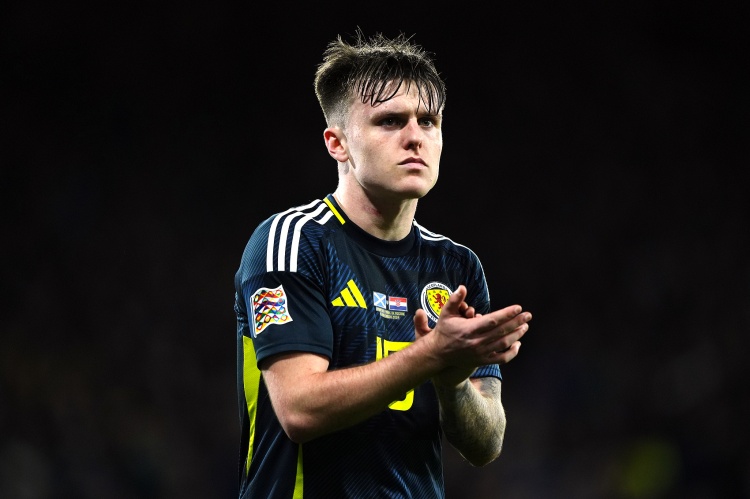 天空：埃弗頓有意簽本-多克，利物浦計劃在季前賽對其進(jìn)行評估