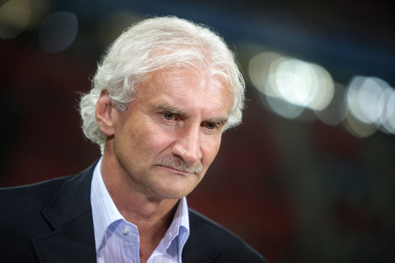 沃勒爾：納帥確實(shí)考慮過(guò)回拜仁，但被我們說(shuō)服留在德國隊