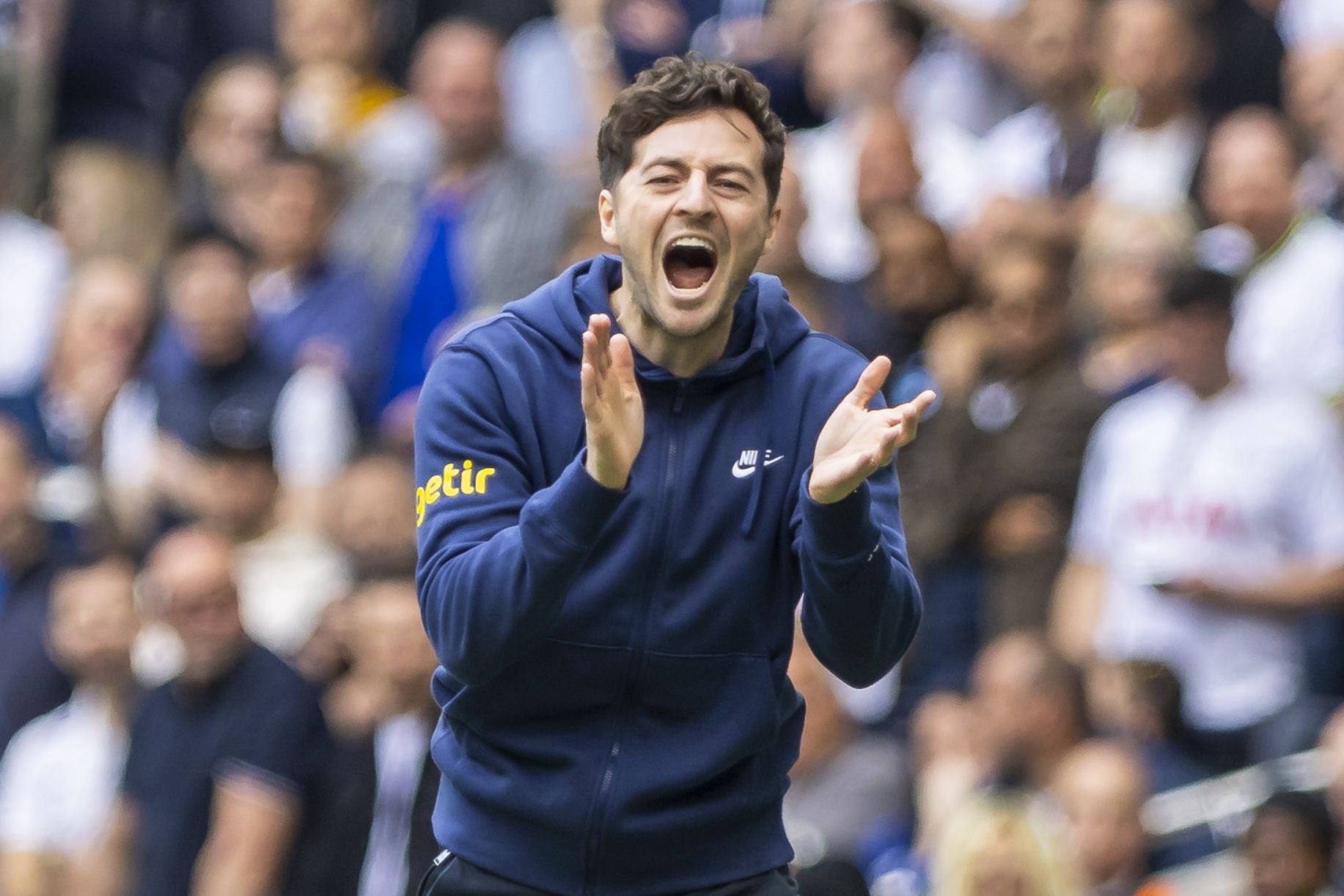 曾兩度救火！熱刺官方：助教瑞恩-梅森離任，將出任西布朗主教練