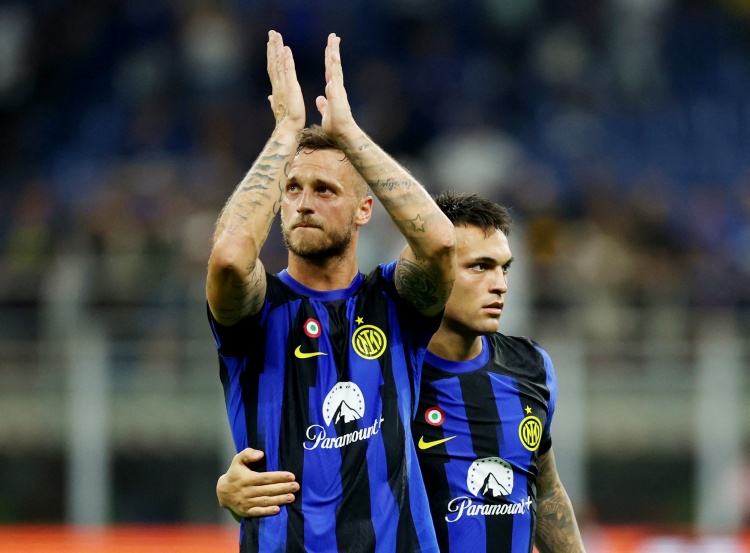 奧地利媒體：阿瑙不會(huì )隨國米參加世俱杯，他在考慮去沙特踢球