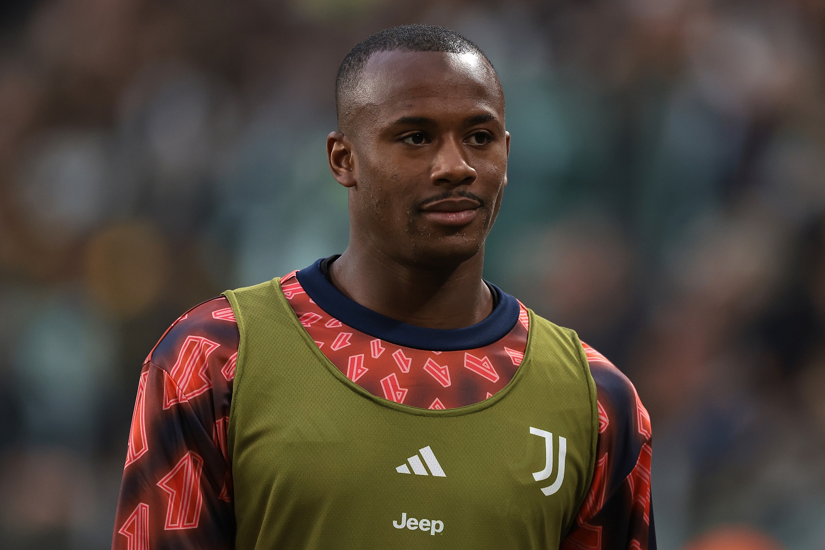 羅馬諾：水晶宮今夏要買(mǎi)中衛，有意尤文后衛賈洛