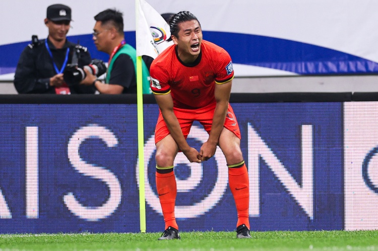 國足上次輸給印尼是在1987年泰王杯上，當時(shí)1-3告負