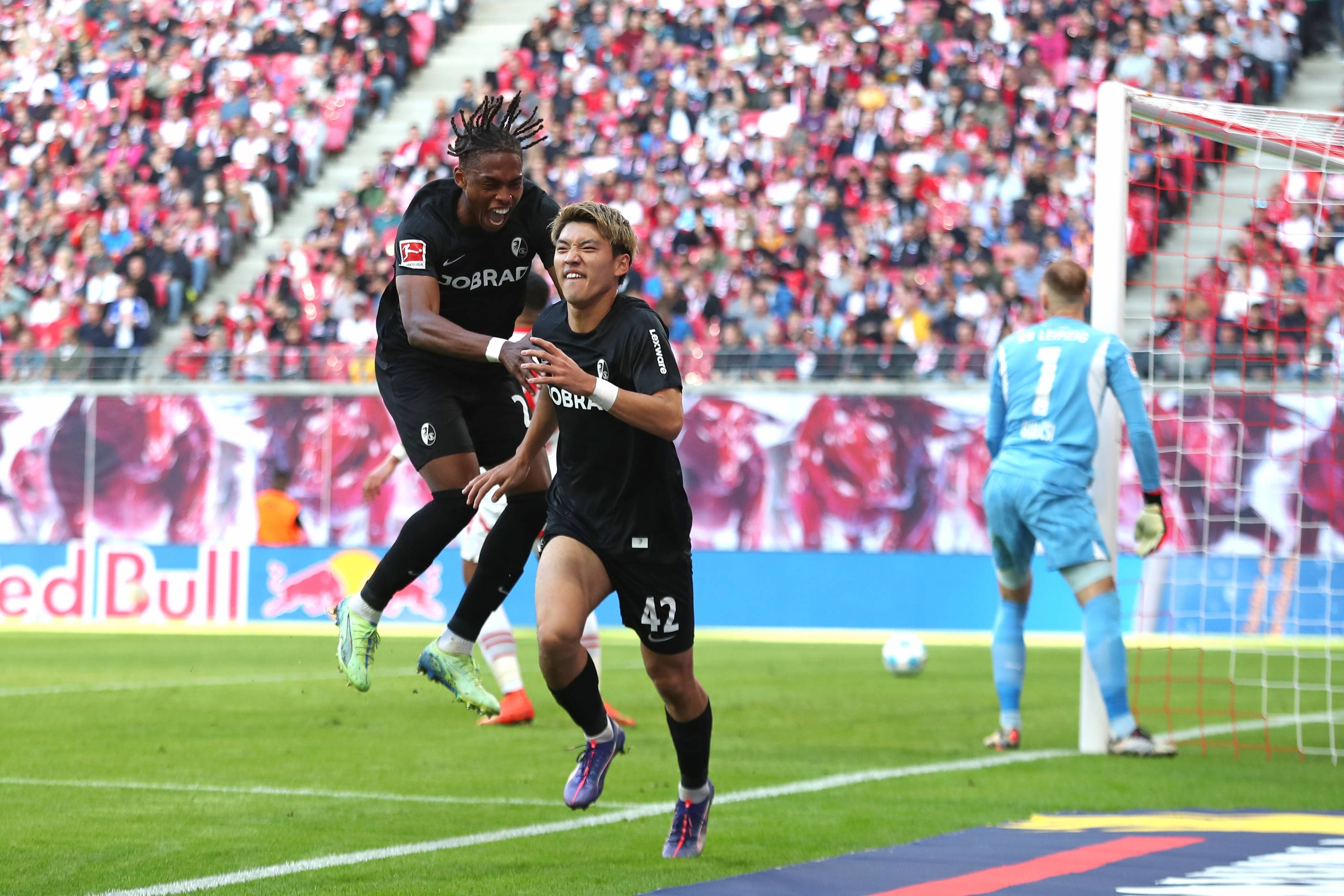 圖片報：弗萊堡中場(chǎng)堂安律接近加盟法蘭克福，球員最快一周內答復