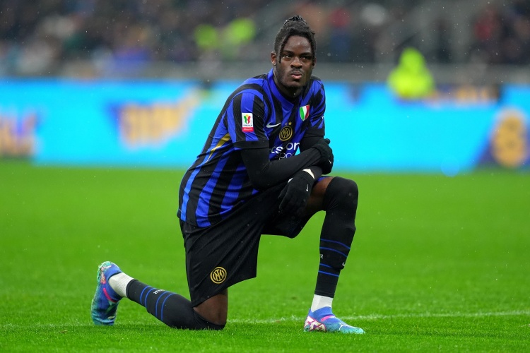 記者：比塞克在歐冠決賽屈肌拉傷，無(wú)法出戰世俱杯前半程比賽