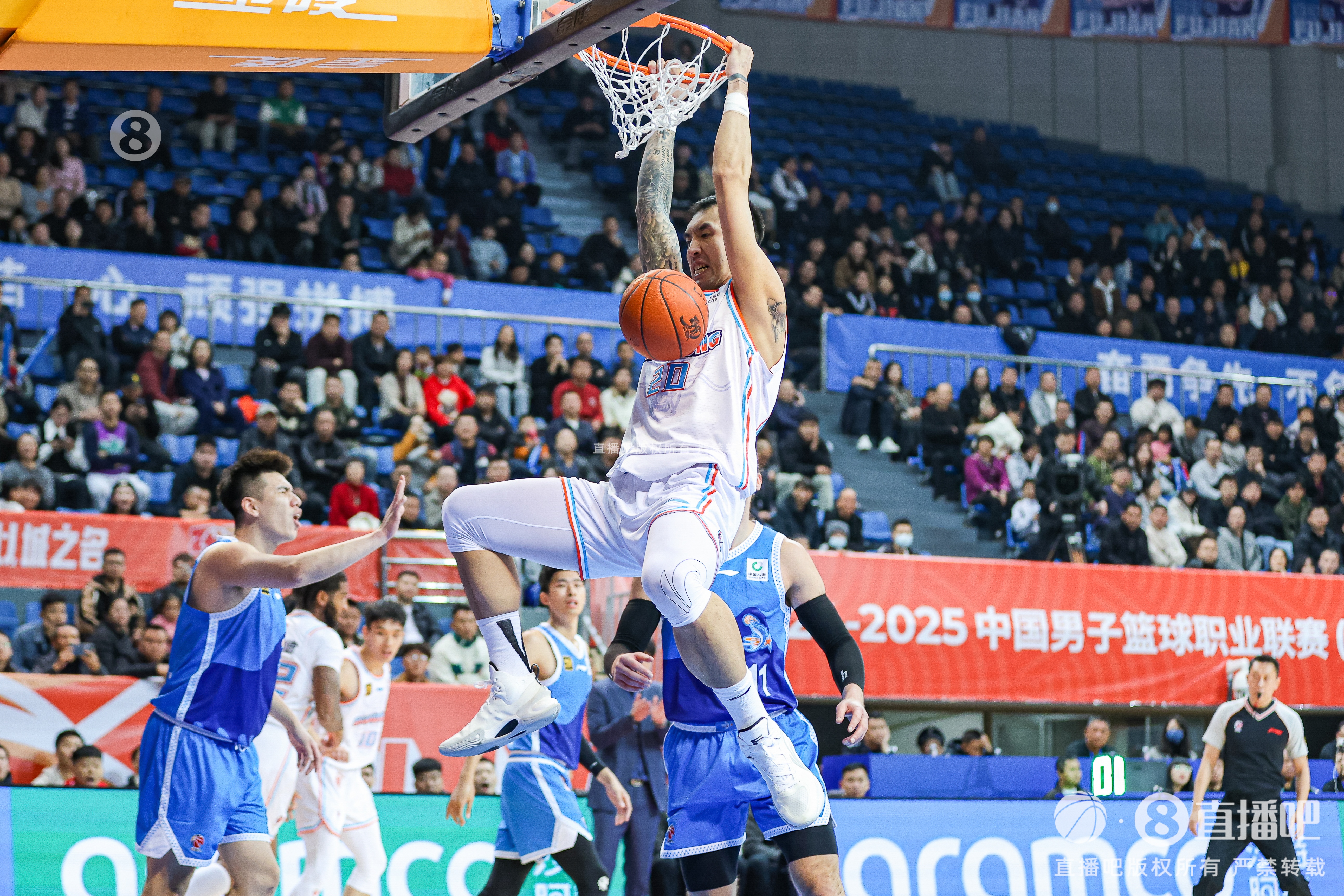 效力山東男籃已16載！祝陶漢林34歲生日快樂(lè )??????