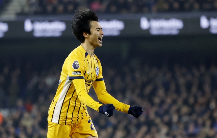 記者：拜仁非常欣賞三笘薫，但尚未就潛在的轉會(huì )聯(lián)系布萊頓