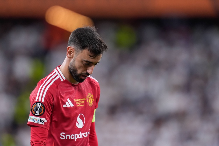 B費談曼聯(lián)表現：我們的賽季非常艱難，球隊沒(méi)能實(shí)現目標