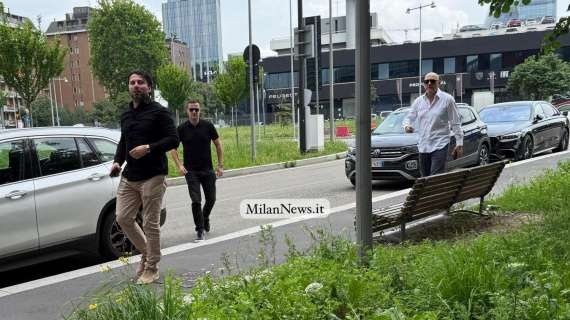 意媒：莫德里奇隨行人員抵達米蘭總部，下周簽1+1年薪水400萬(wàn)歐