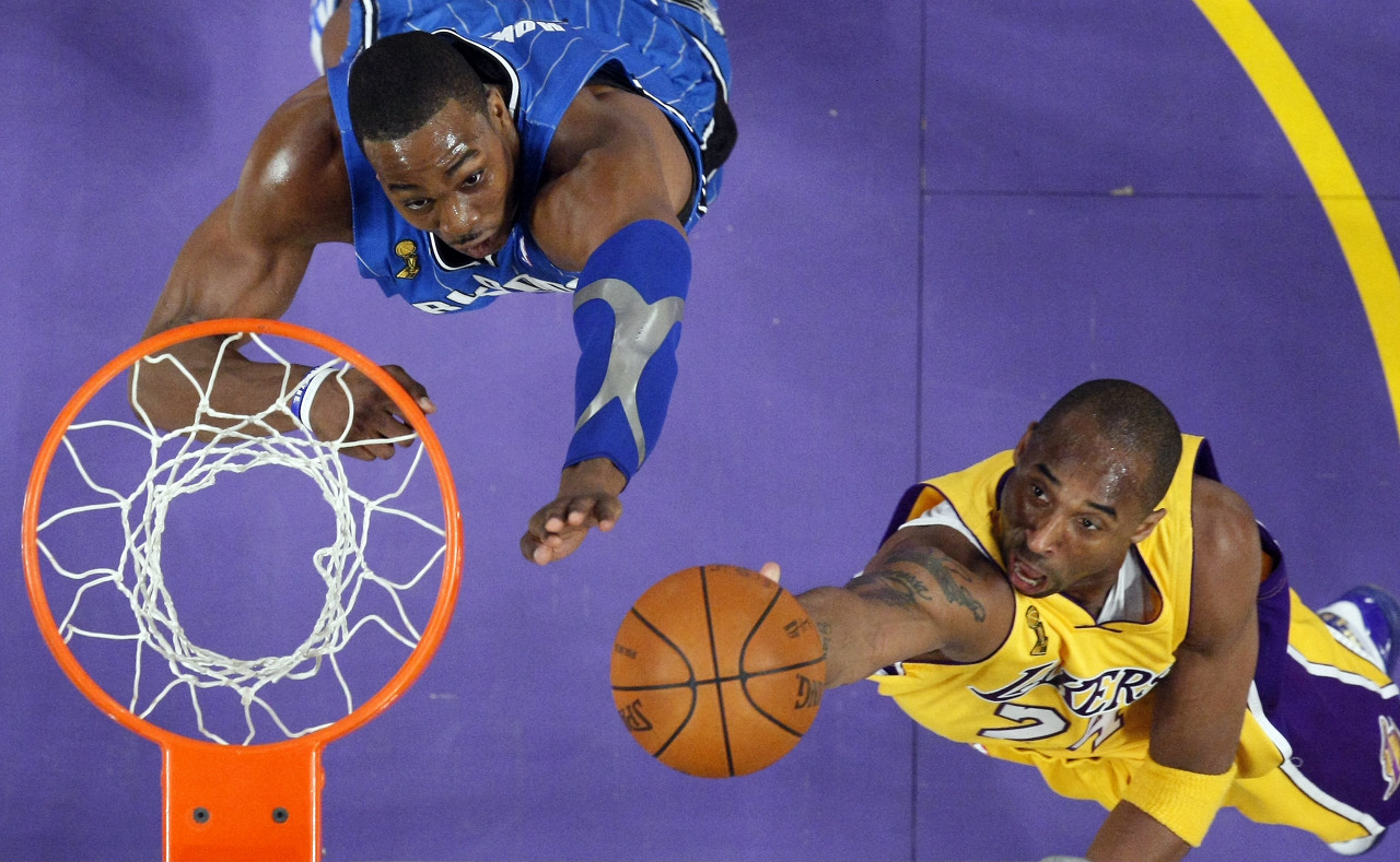 霍華德：字母就該留在雄鹿 到別人地盤(pán)就身不由己了 我的親身體會(huì )