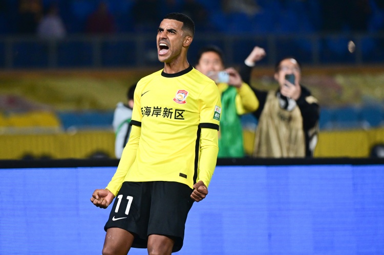 西海岸為阿蘭舉辦隆重退役儀式？記者：消息極有可能是以訛傳訛