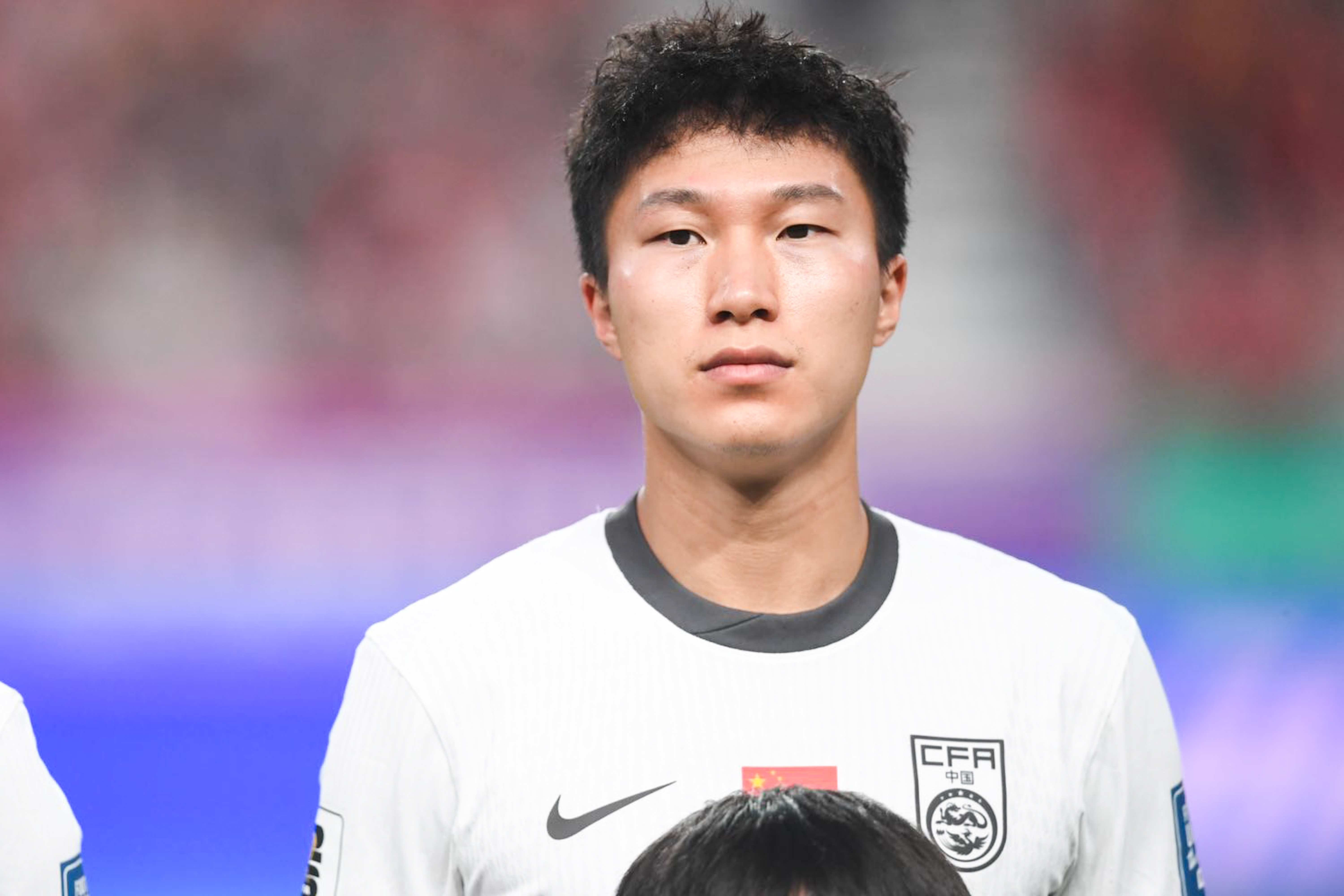 解說(shuō)員評國足：邊后衛在國家隊都打跟俱樂(lè )部相反的位置 不太明白