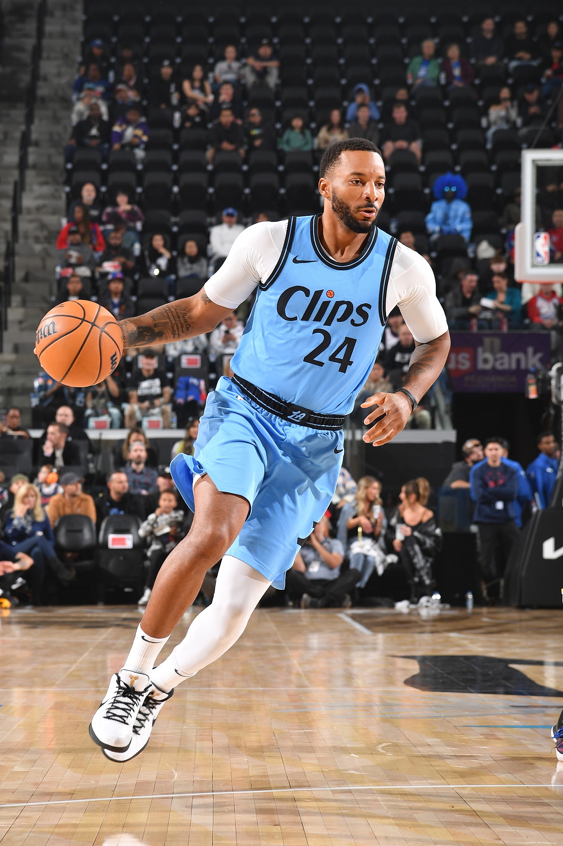 專(zhuān)家：若2年5千萬(wàn)續鮑威爾是折中方案 快船27年夏薪金空間超1.2億