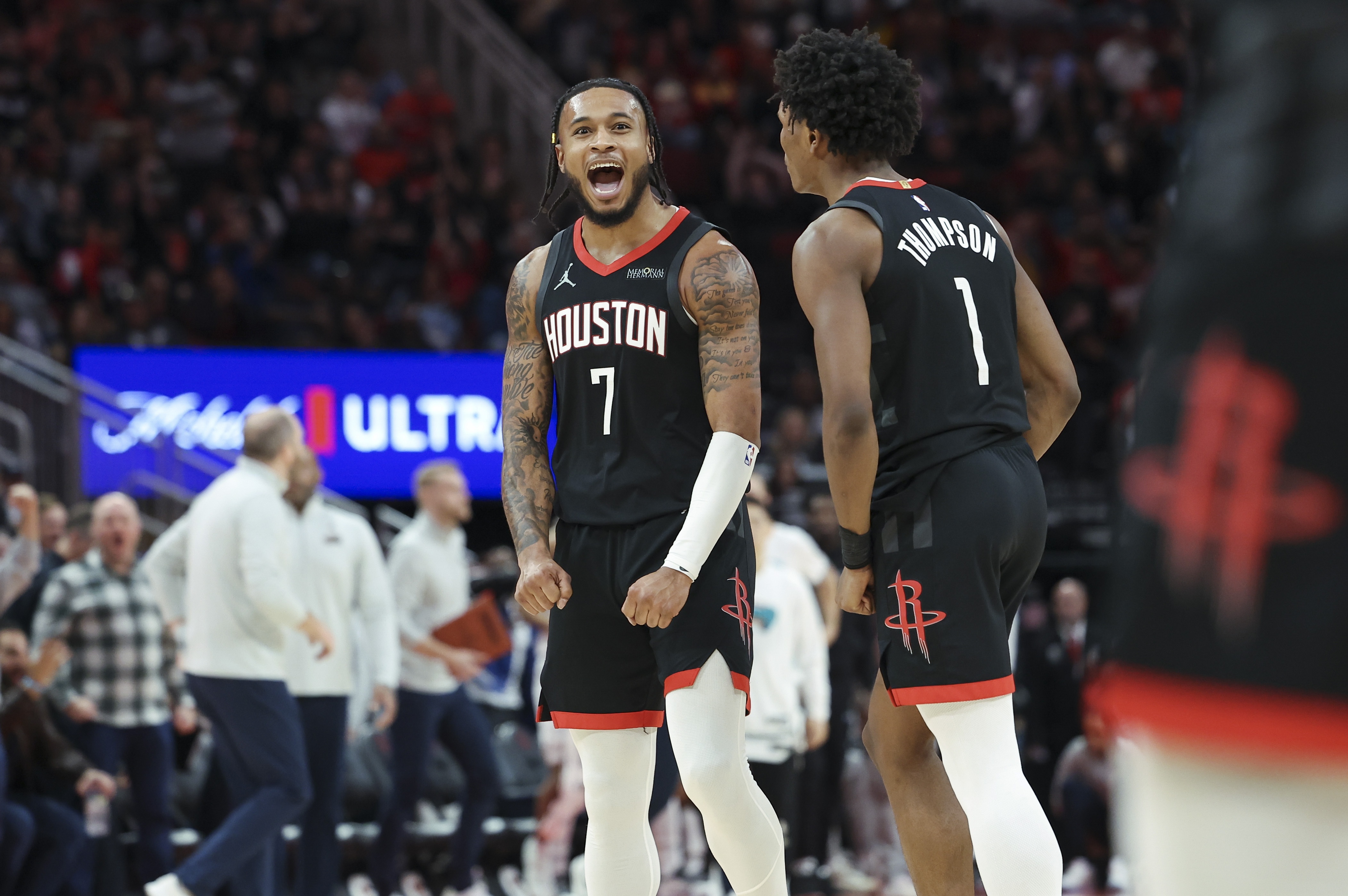 ??拿誰(shuí)來(lái)?yè)Q？TA：惠特摩爾在交易市場(chǎng)上引起多支球隊的興趣