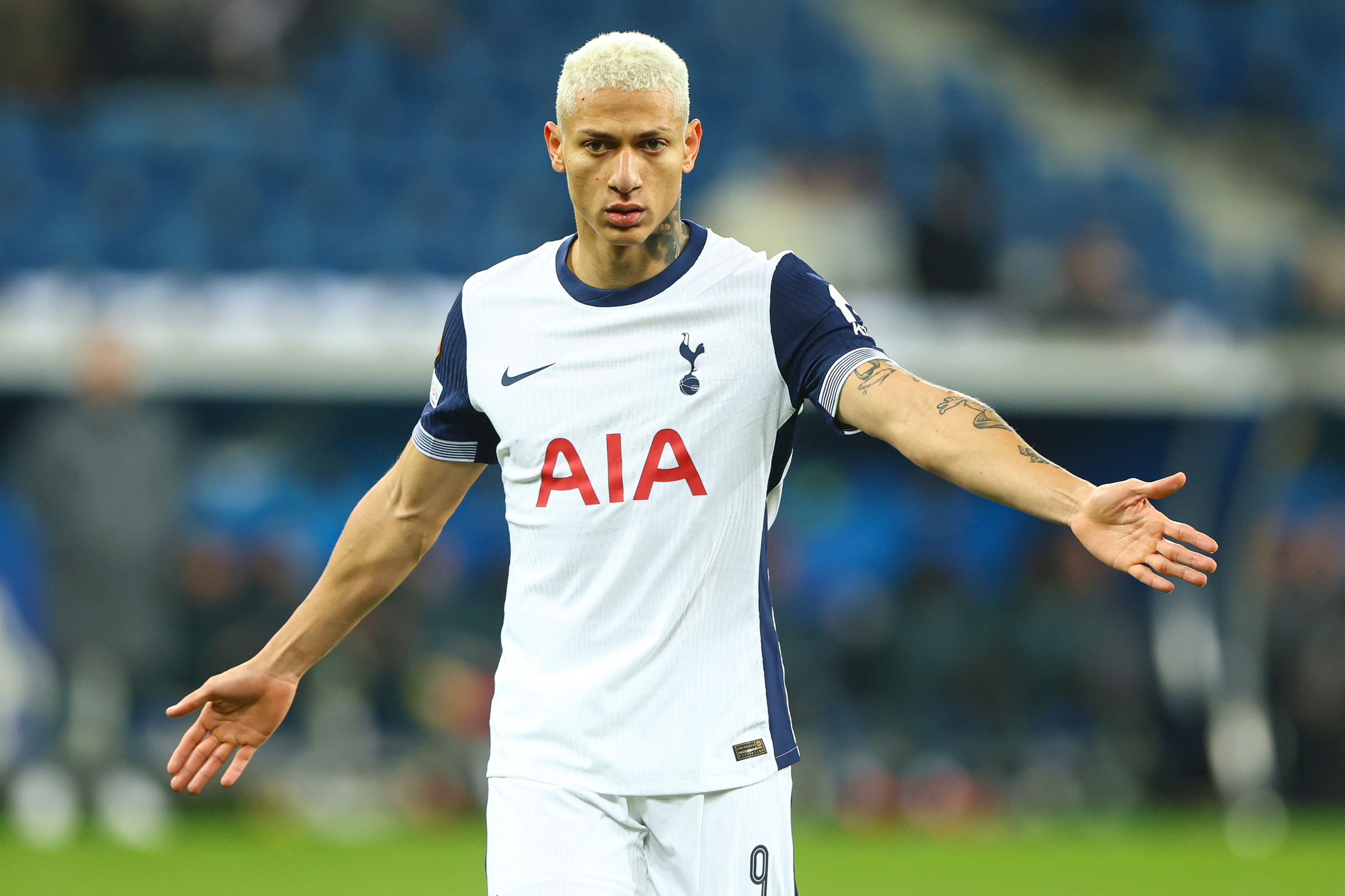 TA：熱刺可能出售比蘇馬、理查利森等人，羅梅羅離隊能帶來(lái)高收益