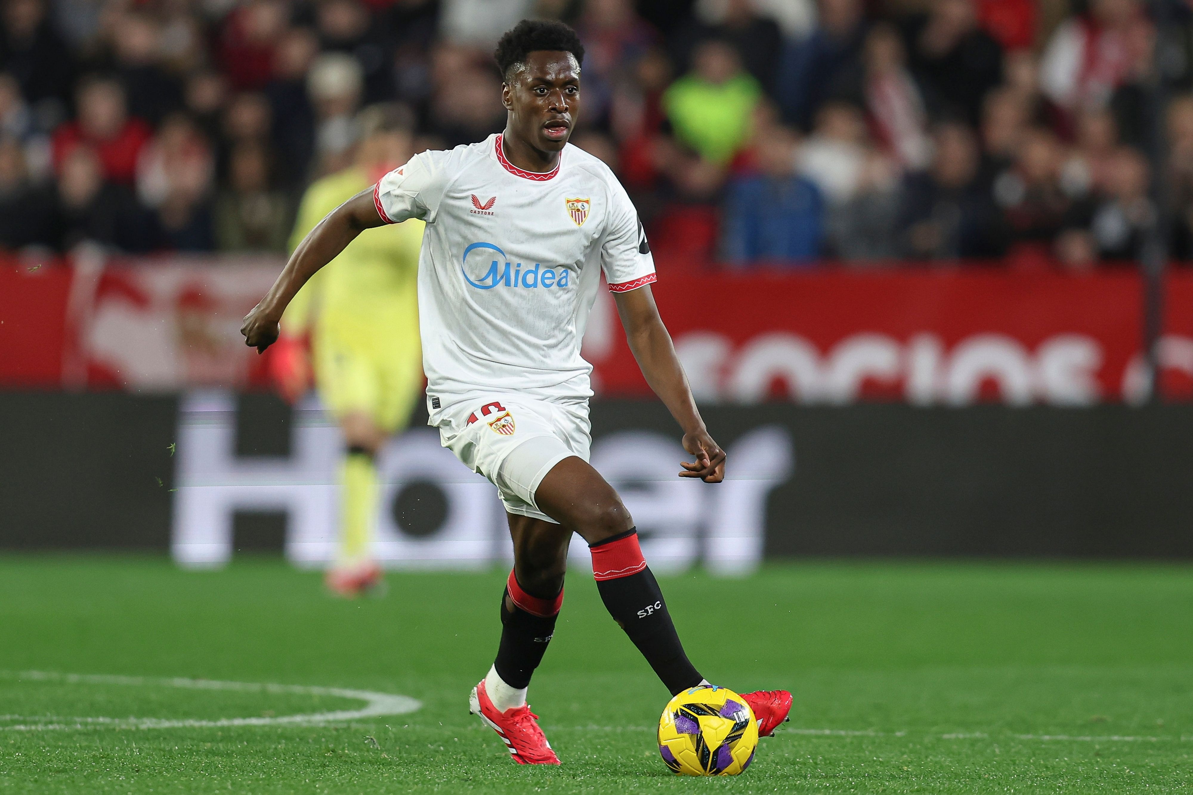 洛孔加：我不知道未來(lái)會(huì )怎樣，但如果可以我愿意繼續留在塞維利亞