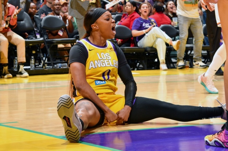 周五競彩籃球焦點(diǎn)：火花盼終止連敗 布克斯繼續缺席