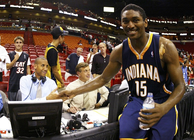 半場(chǎng)被壓著(zhù)打！阿泰發(fā)推：放輕松 步行者6場(chǎng)拿下