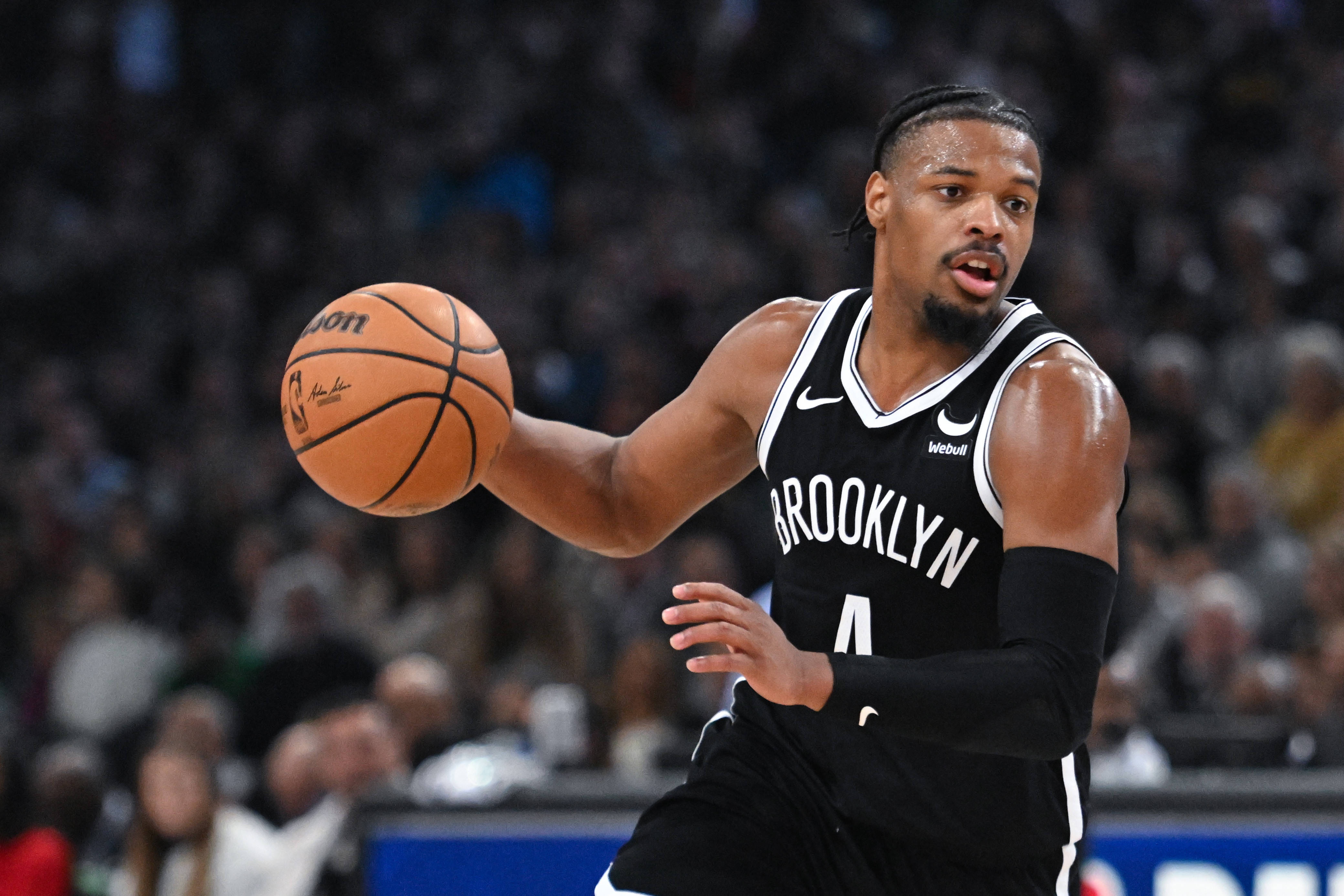 重返NBA？隊記：76人計劃試訓17年9號秀小丹尼斯-史密斯