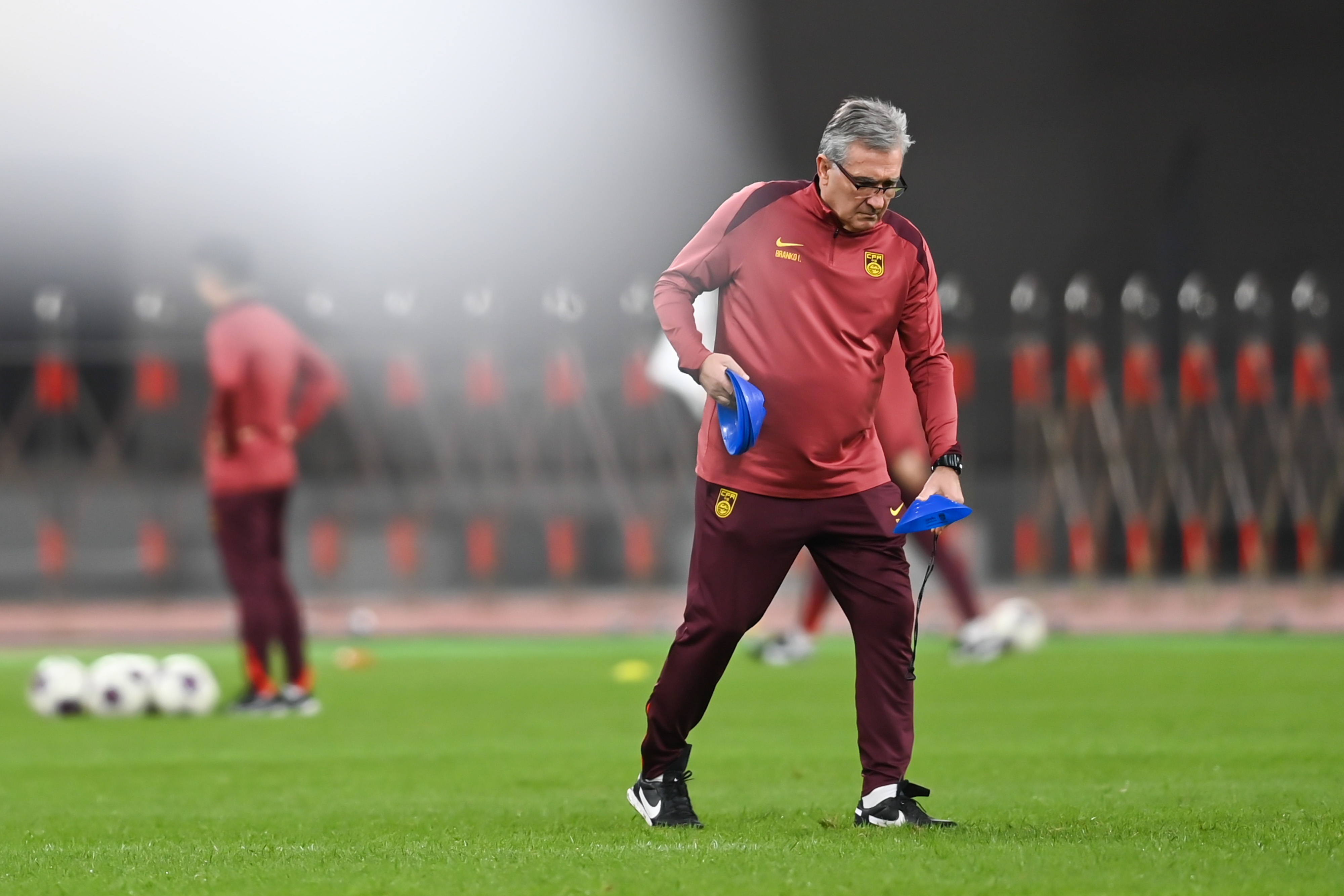 記者：伊萬(wàn)若繼續帶隊踢東亞杯太可怕 國家隊應該有完整建設計劃