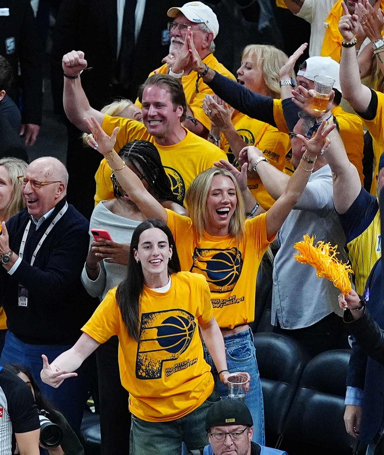 0.3秒絕殺！凱特琳-克拉克：這是編都編不出來(lái)的劇情！