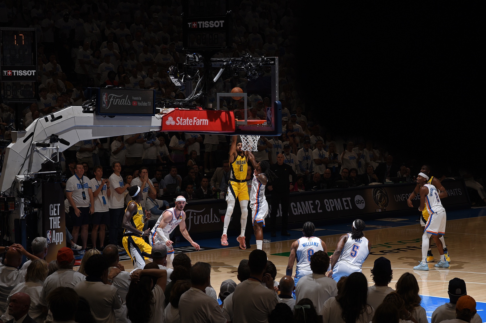 ??哈利很瘋狂？SGA：沒(méi)覺(jué)得那有多瘋狂 他只是完成了次壓哨進(jìn)攻