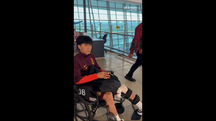 成都蓉城官方：胡荷韜左膝韌帶和半月板疑似損傷，有待進(jìn)一步檢查