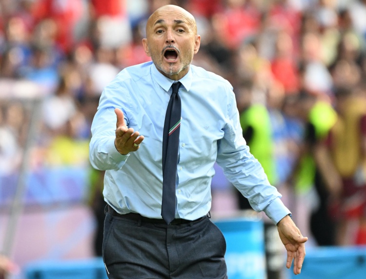 唏噓！意大利首次在世預賽連續兩場(chǎng)輸球&連續三場(chǎng)未進(jìn)球