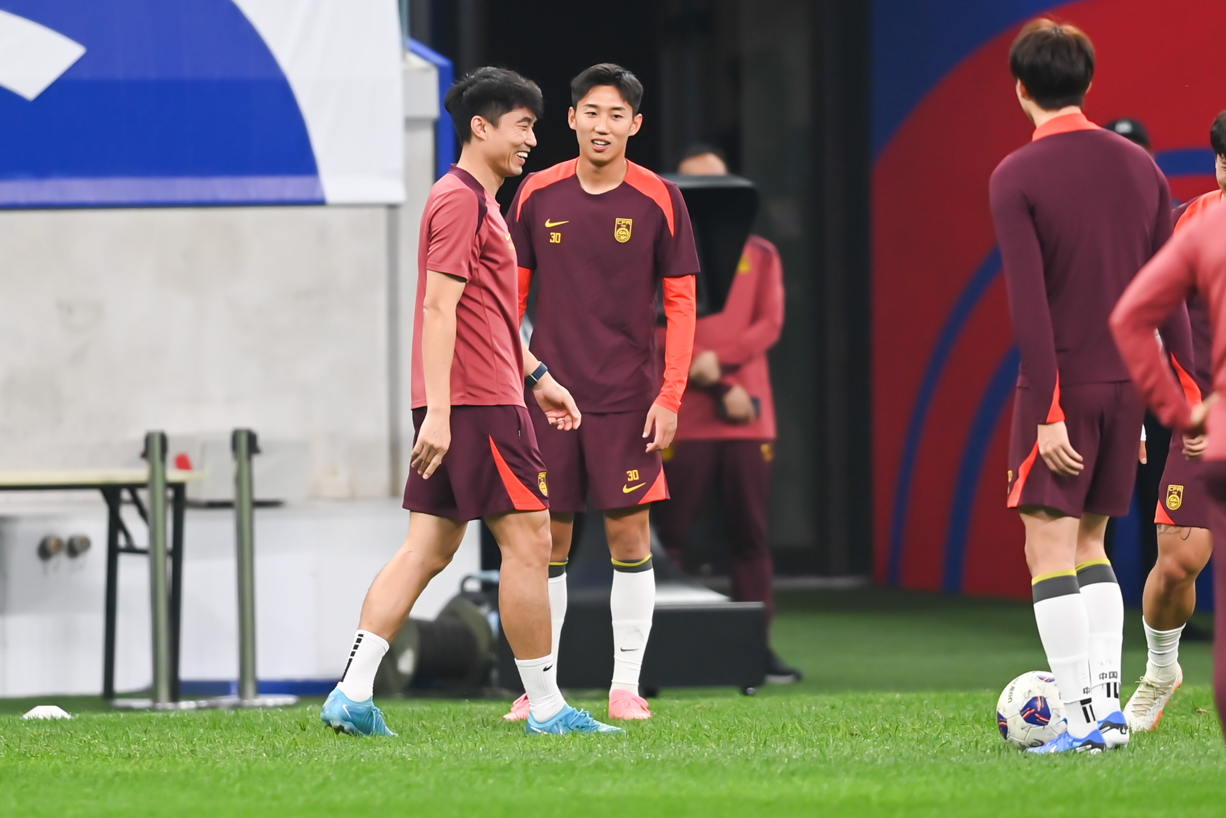 肖赧：王上源和曹永競情況可能不是很?chē)乐?，對陣巴林也許能咬牙上